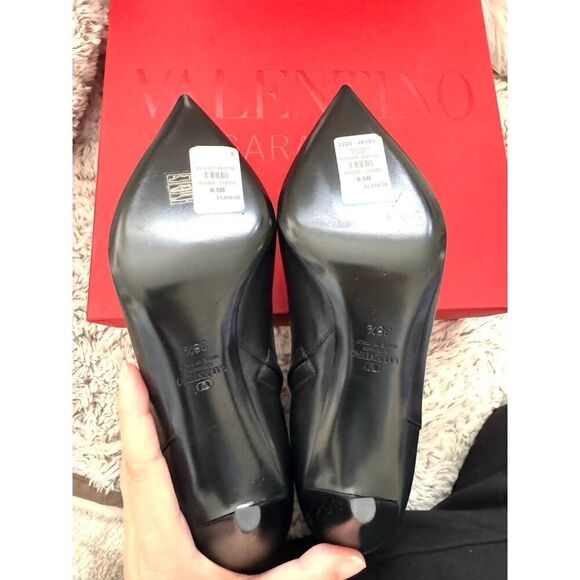 VALENTINO GARAVANI  Rockstud Leather Ankle Boots in black 38.5 - Picture 8 of 12